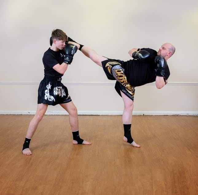 Muay Thai High kick